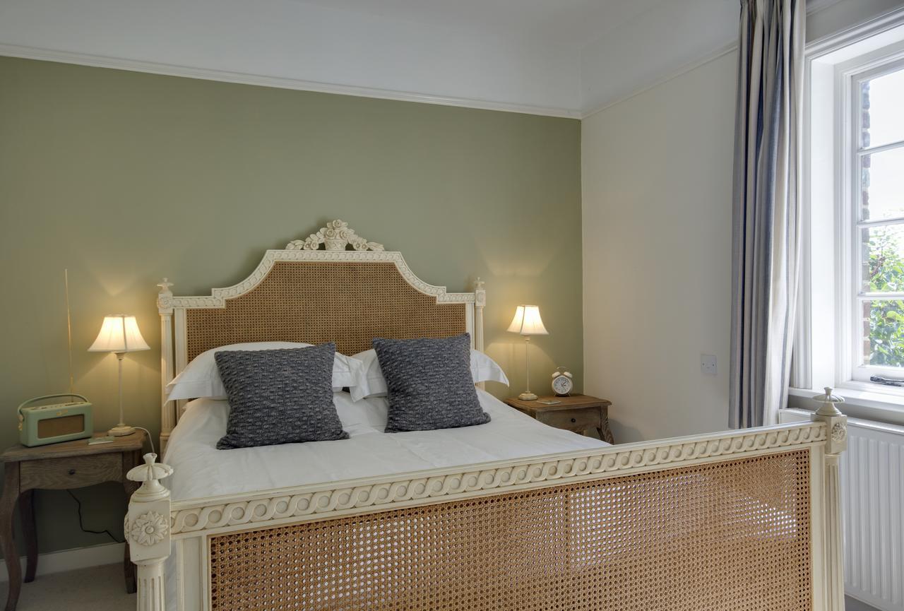 Lockgate Dairy Bed and Breakfast Τσίτσεστερ Εξωτερικό φωτογραφία